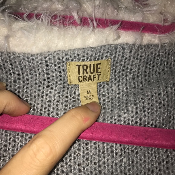 Fur Sweater Vest - Picture 3 of 3